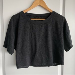 Lululemon cropped T